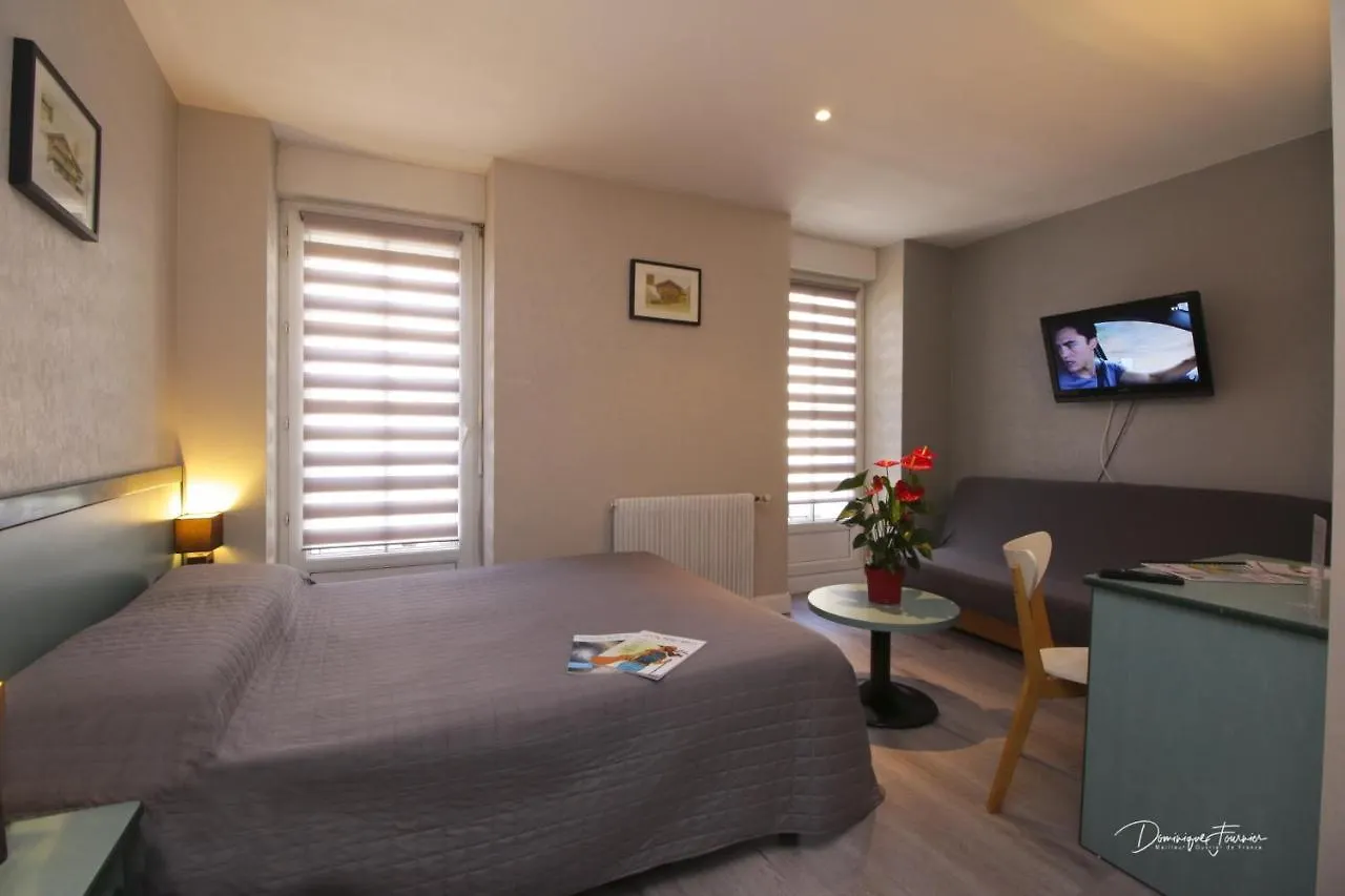 Hotel Des 2 Nations Bagneres-de-Luchon 2*,  France